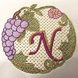 Luscious Grapes Monogram N and Gift Tag